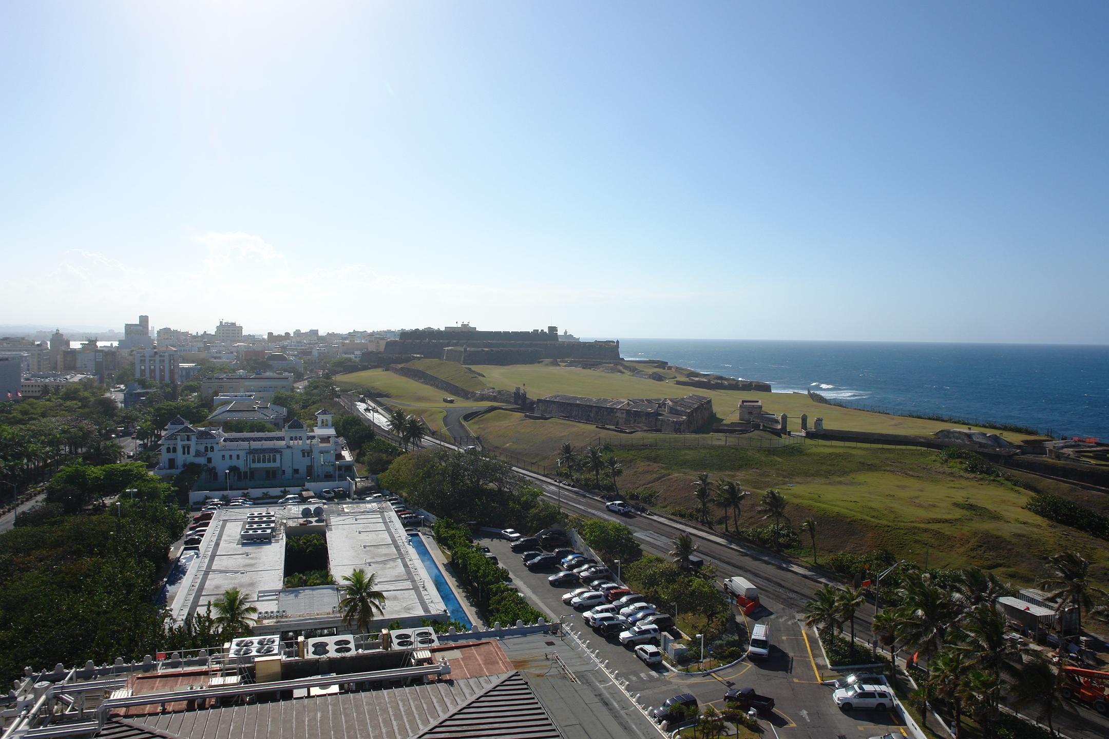 Capitolio de Puerto Rico - San Juan (Puerta de Tierra) - 2011 00104